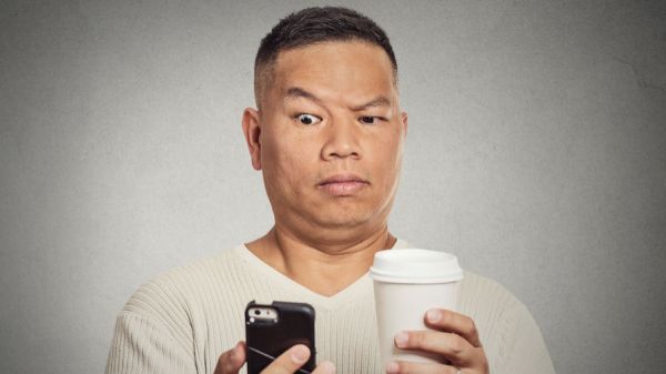 Mobile Menace Monday: Malicious clicker with extra maliciousness included