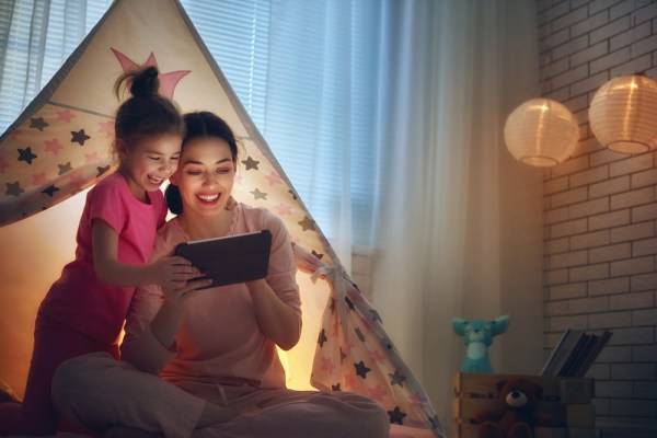 Parenting in the Digital World: a review