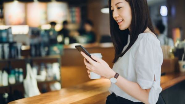 Coffee app in hot water for constant tracking of user location