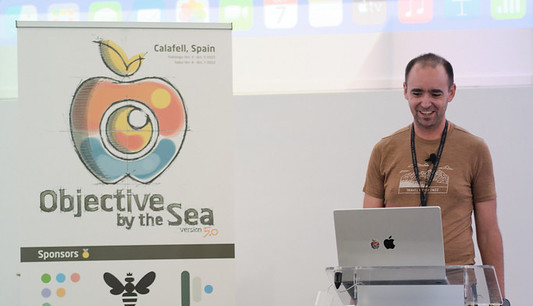 Csaba Fitzl presenting at Objective by the Sea