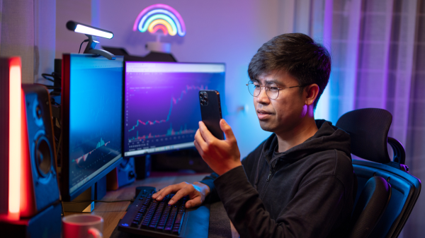 cryptocurrencies investor