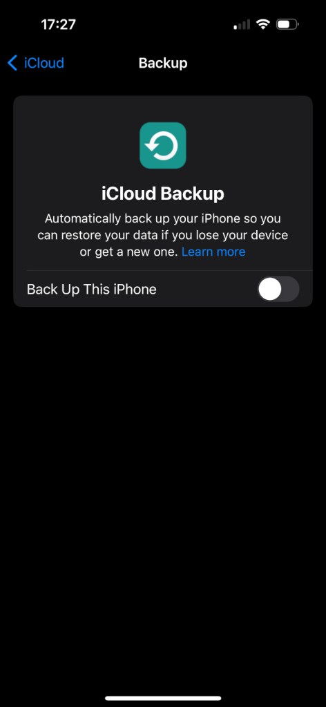 iCloud Backup screen with backup option turned off.