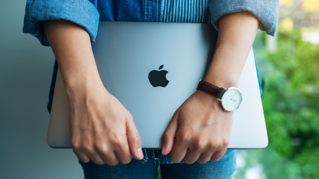 Apple MacBook
