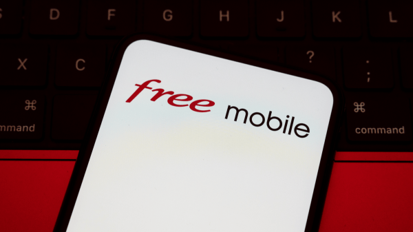 free mobile scam